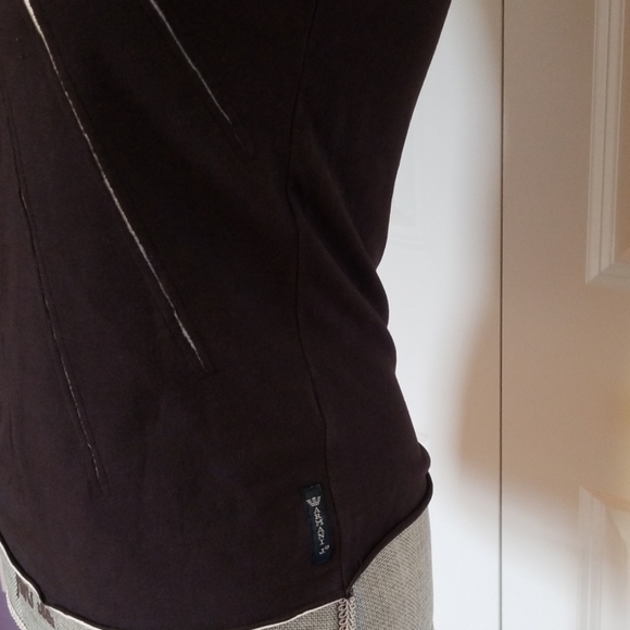 Top - Picture 7 of 8